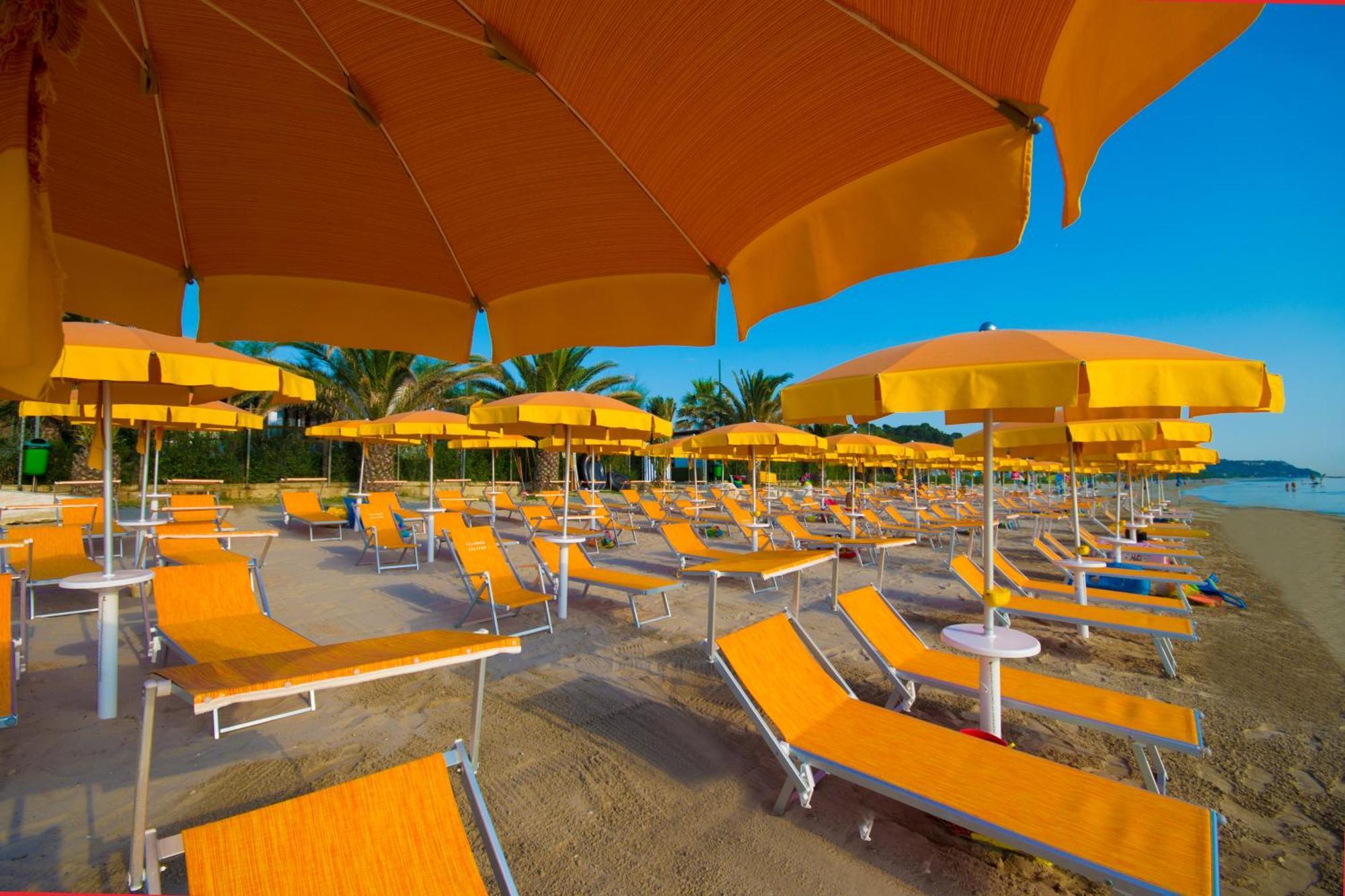 Camping Villaggio Calypso Cupra Marittima Exterior foto